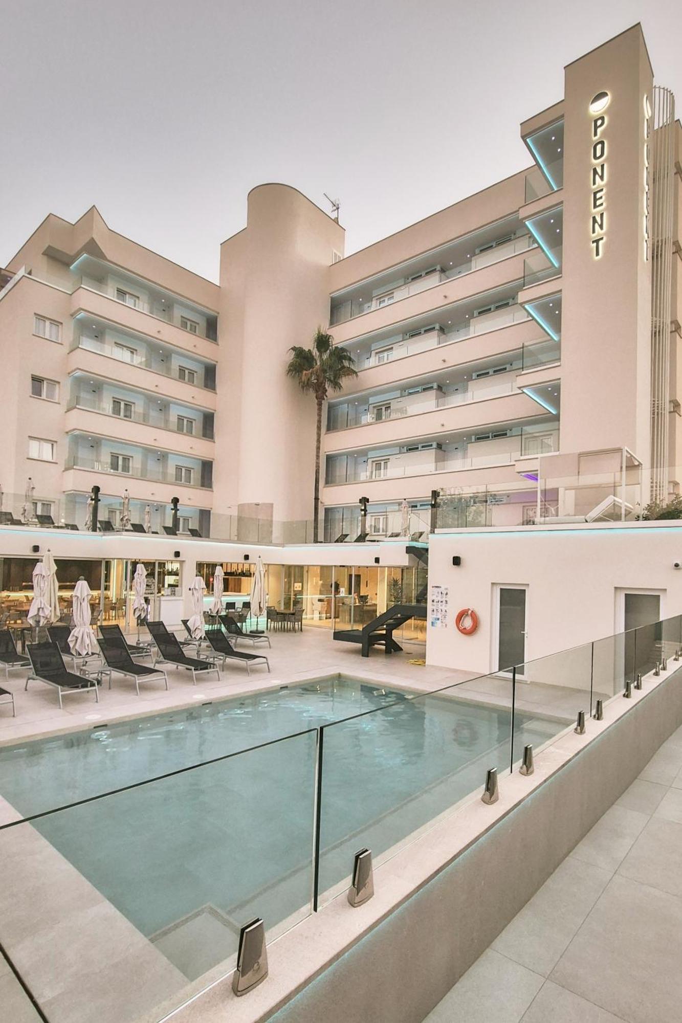 Apart-hotel Ponent 3*
